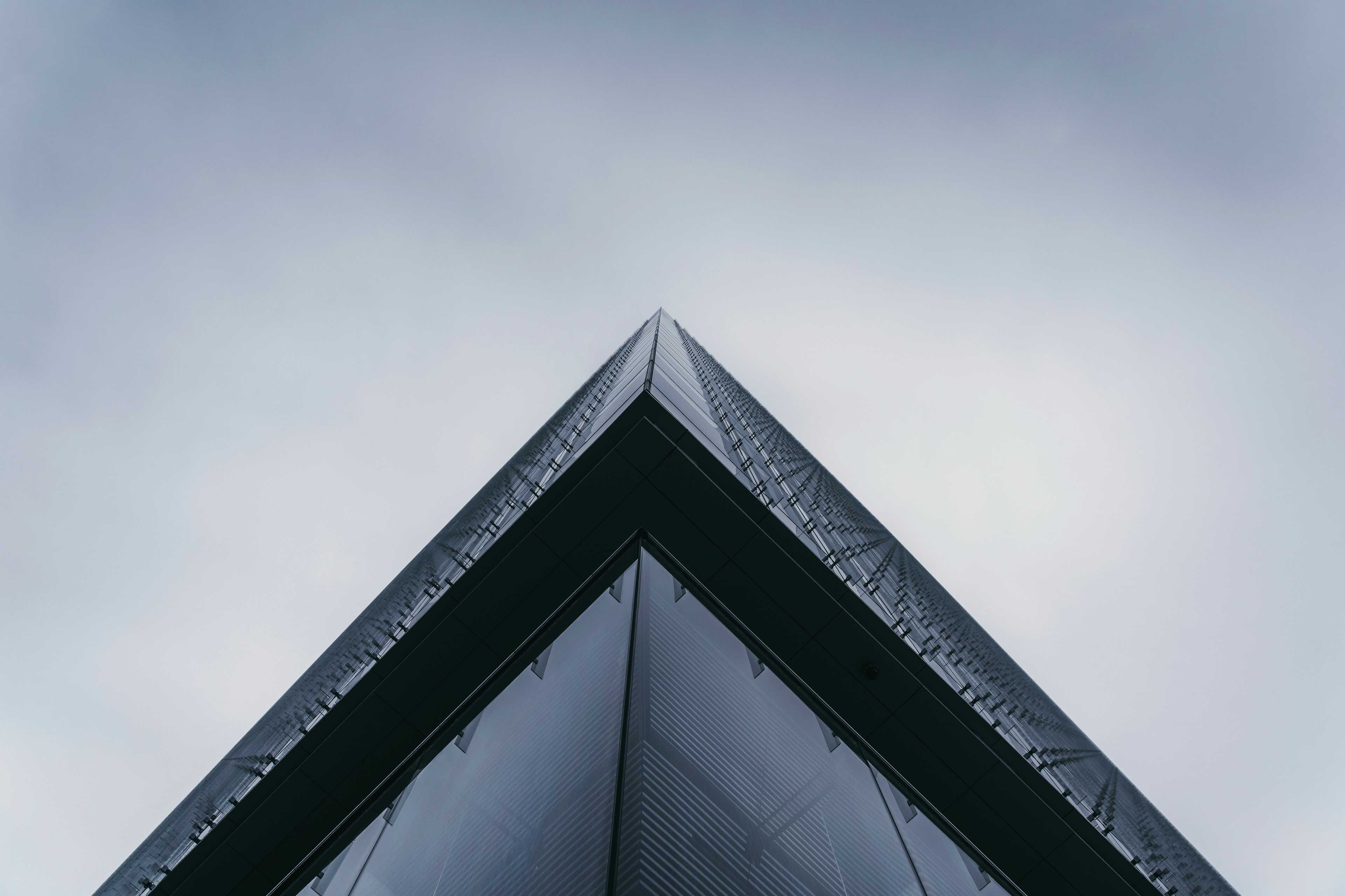 Image de couverture de l'article Comment créer un site vitrine efficace avec formulaire de devis : guide complet pour les entreprises