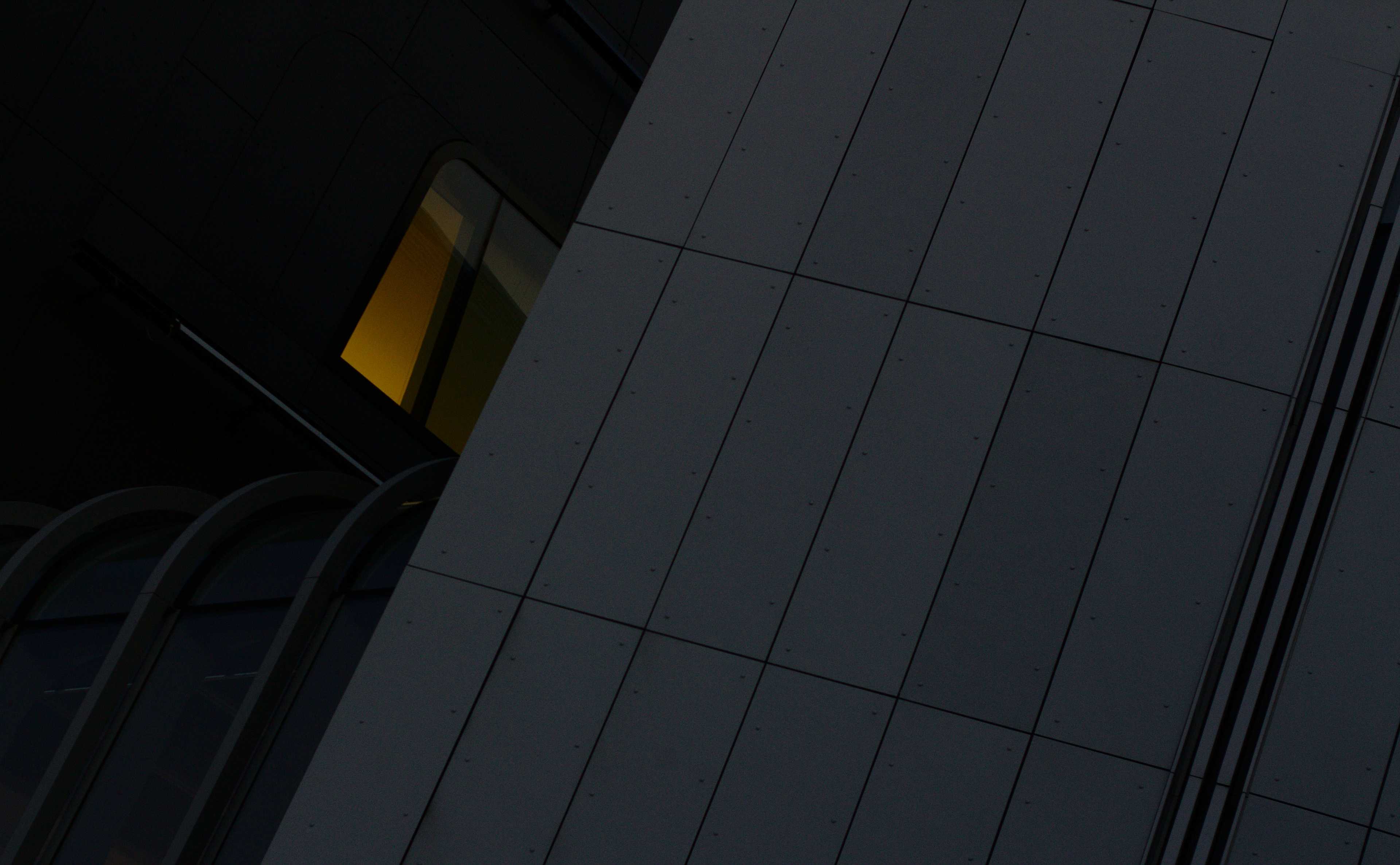 Image de couverture de l'article Migration de sites web à grande échelle : Stratégies et bonnes pratiques pour un transfert réussi