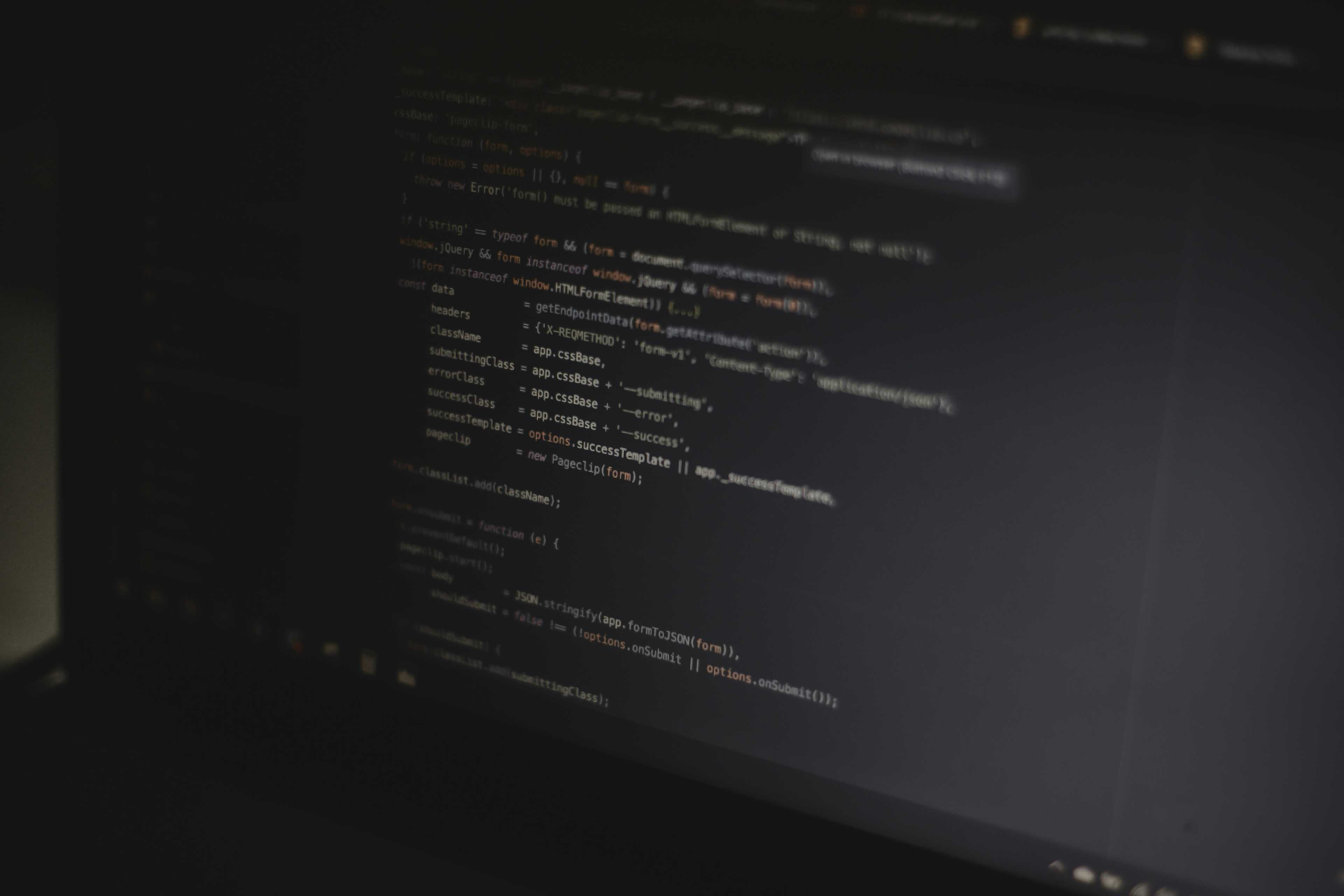 Image de couverture de l'article De l'Excel au SaaS : Comment transformer votre outil de travail en application professionnelle