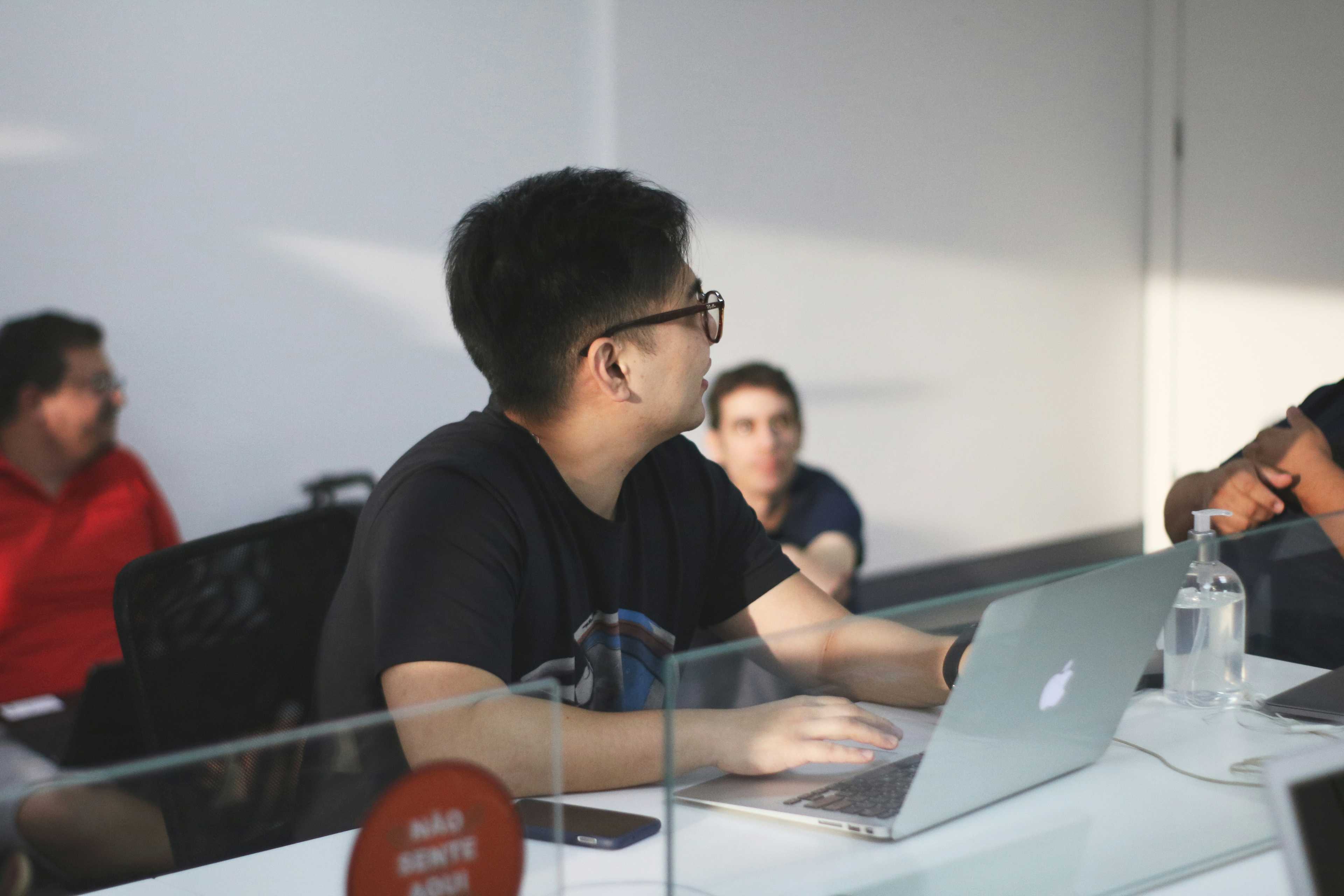 Image de couverture de l'article Optimisez votre présence digitale avec le CMS HubSpot : expertise et bonnes pratiques