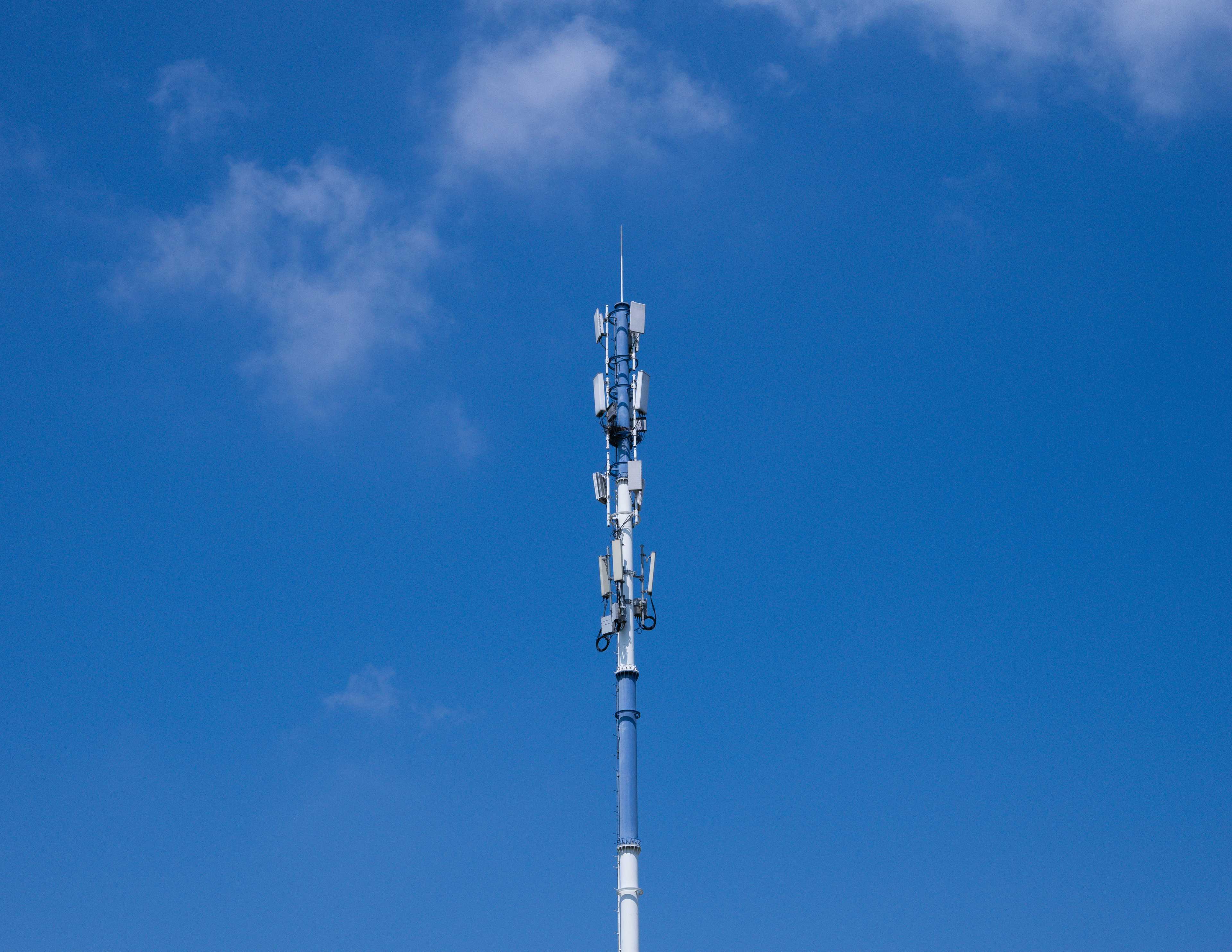 Image de couverture de l'article Marketplaces locales : Comment créer une plateforme de mise en relation efficace entre clients et prestataires