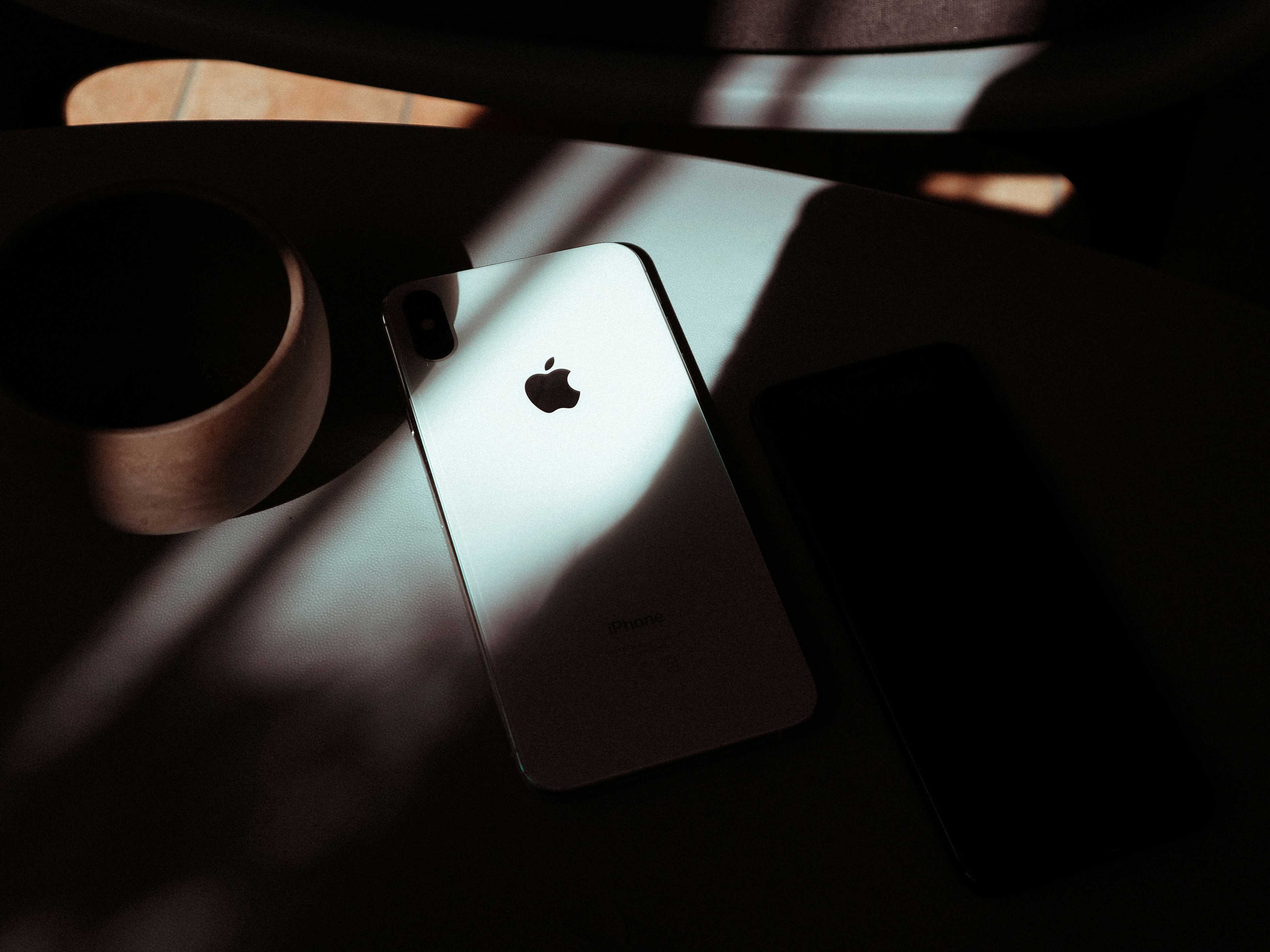 Image de couverture de l'article Applications de mise en relation : Comment transformer l'expertise technique en confiance pour les utilisateurs