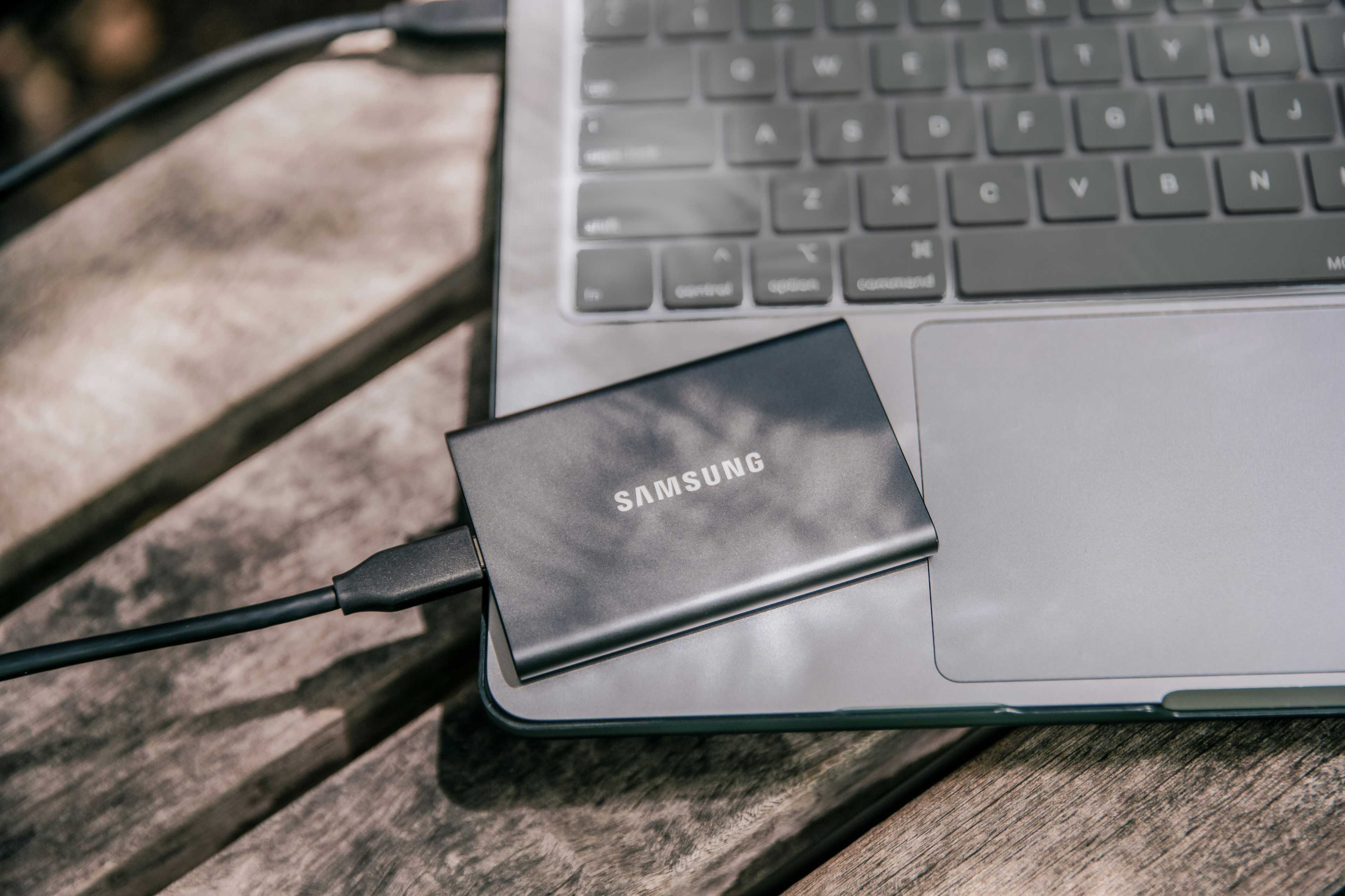 Image de couverture de l'article Créer une plateforme de e-commerce de location : WordPress, Shopify ou solution sur mesure ?