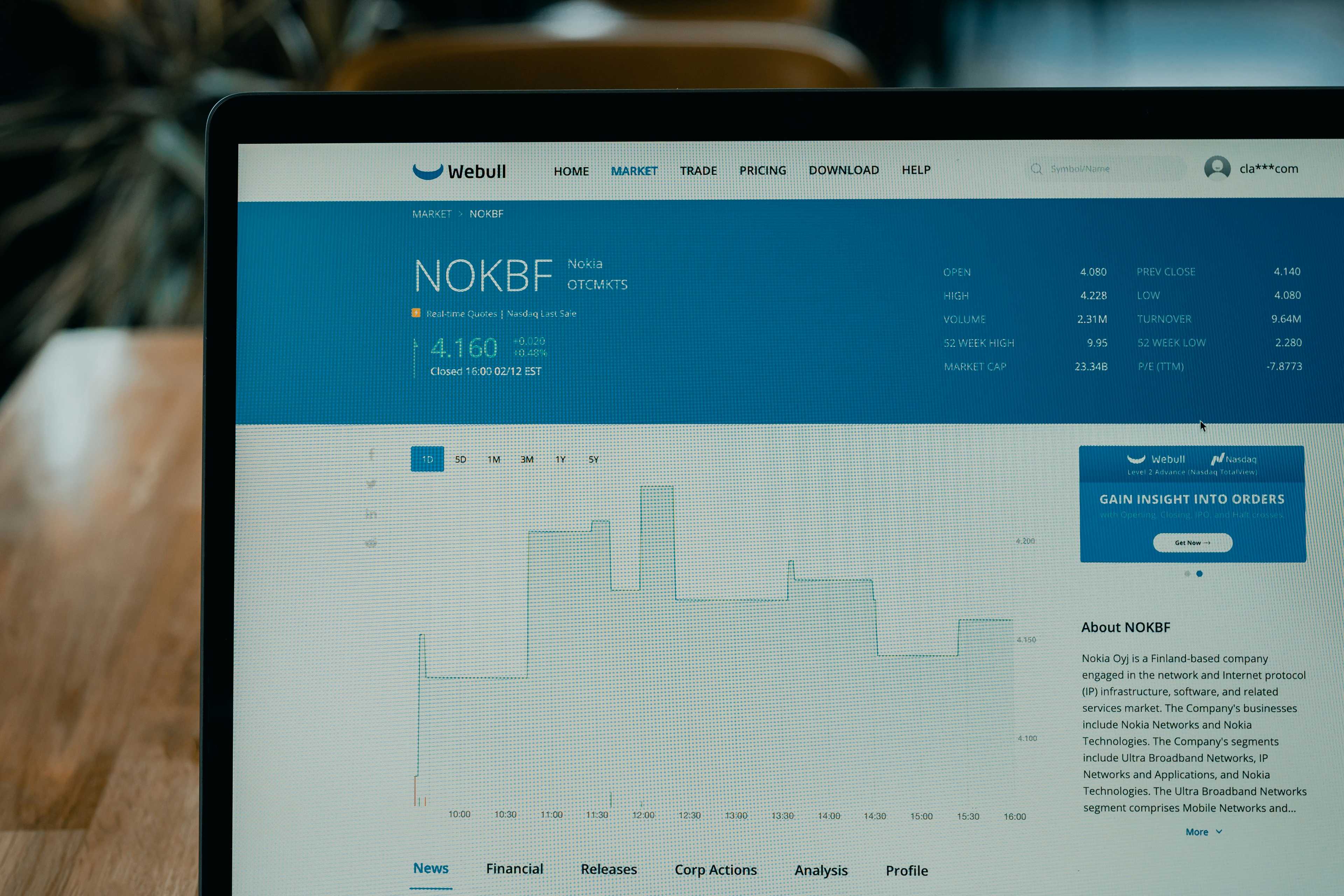 Image de couverture de l'article Au-delà du site vitrine WordPress : Pourquoi une approche sur mesure transforme votre présence en ligne