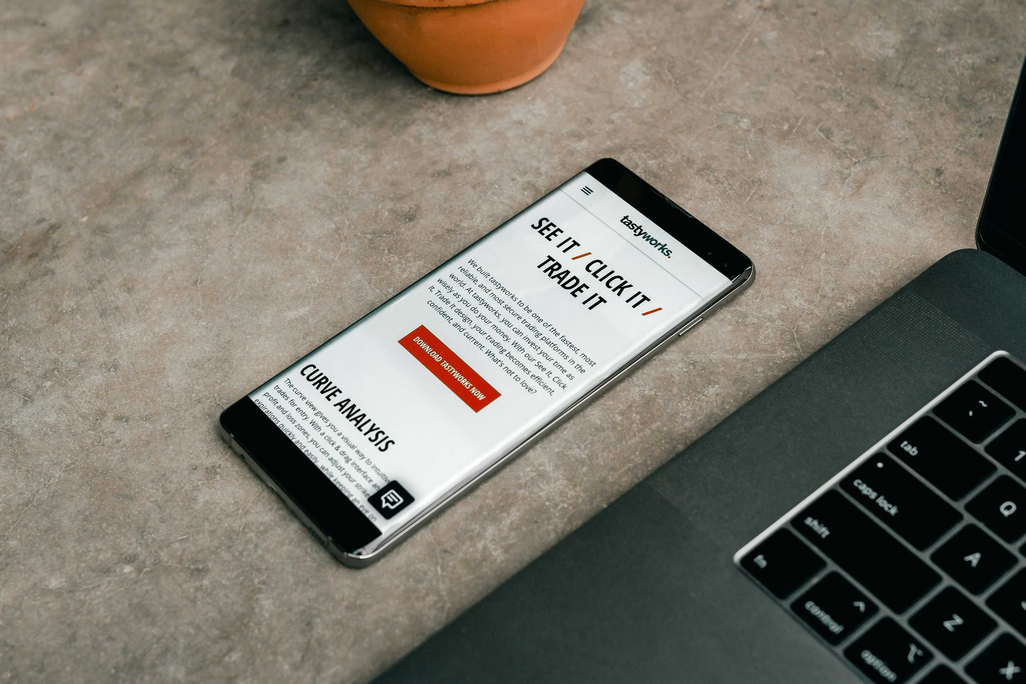 Image de couverture de l'article Maximiser l'impact de vos campagnes publicitaires sur les réseaux sociaux : l'importance d'une landing page optimisée