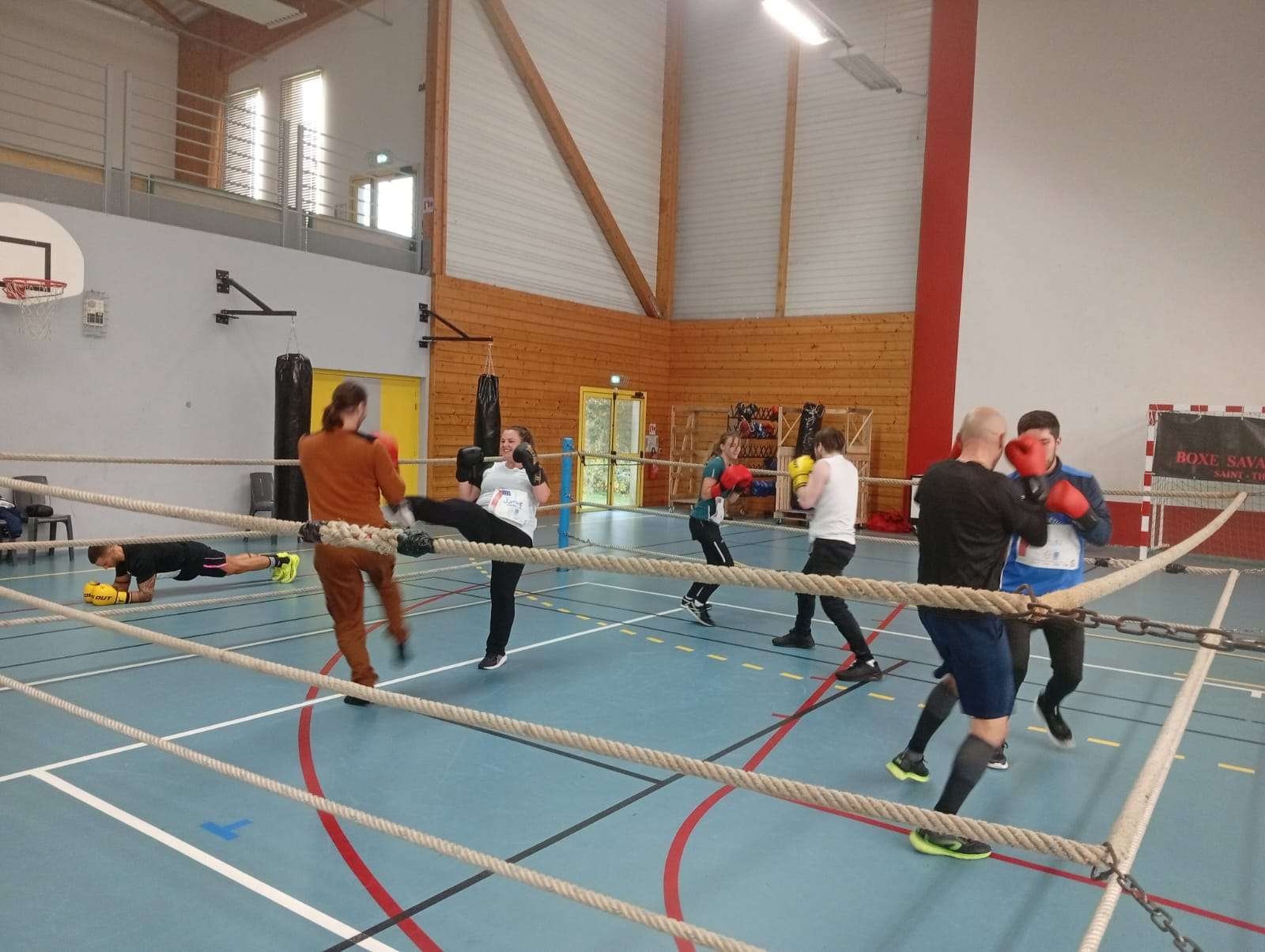 Photo 4 - 🥊✨ Du Stade Vers l'Emploi : Quand la Savate connecte les Talents et les Entreprises !